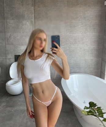 Мари, 18
